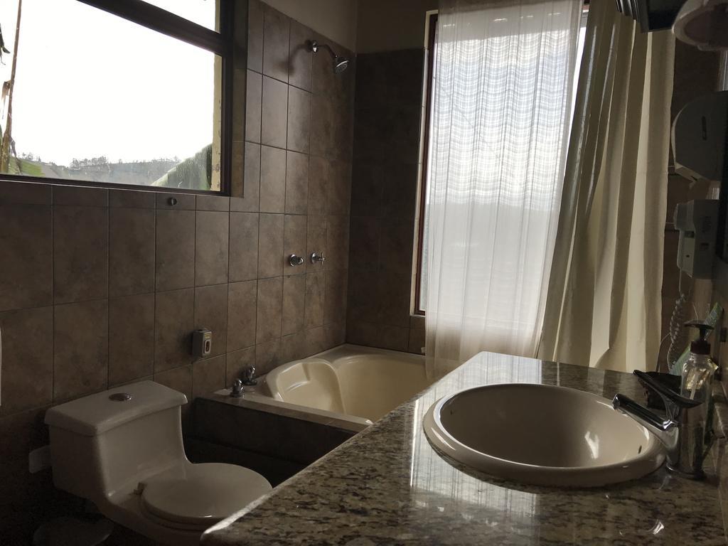 איבארה Hosteria Quinta San Miguel מראה חיצוני תמונה