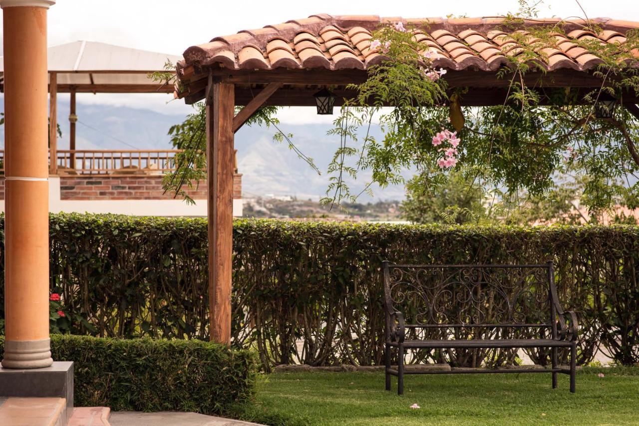 איבארה Hosteria Quinta San Miguel מראה חיצוני תמונה